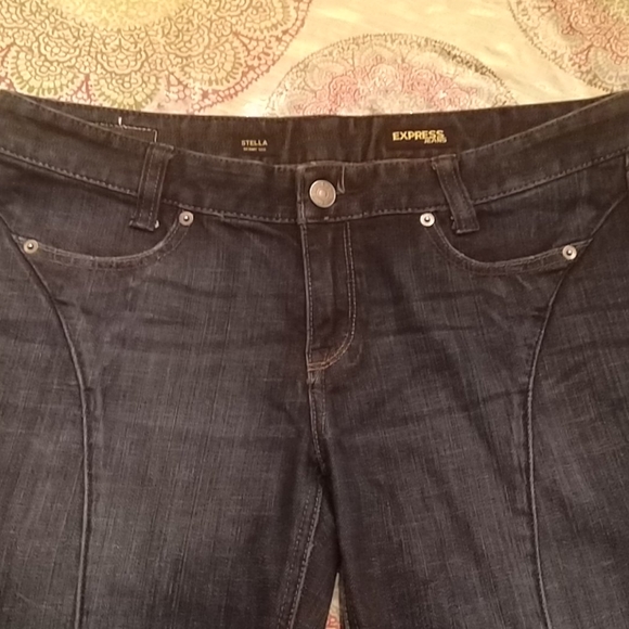 Dark wash blue woman's Jean - Picture 2 of 8